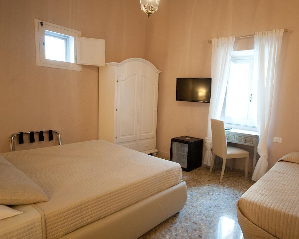 Suite Barocca Noto Zimmer foto